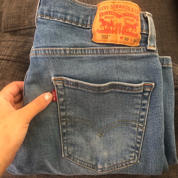 ❌❌SOLD❌❌ Men’s 511 slim fit - Picture 2 of 6